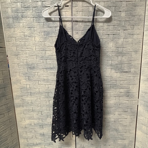 ASTR The Label Black Womens XS Lace Fit Flare Dress‎ Spaghetti Straps V Neck - Picture 3 of 6